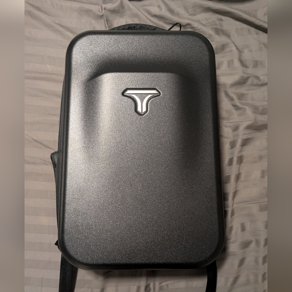 Tramora Hard Shell Backpack - Picture 7 of 7